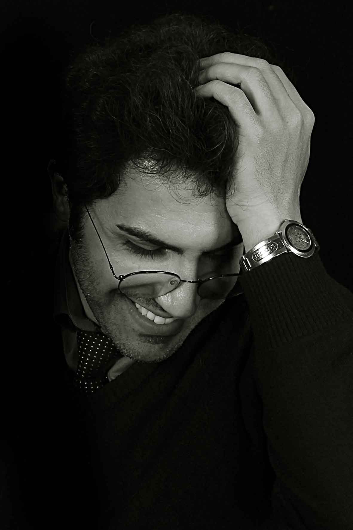 تبریک روز جهانی عکاس به استاد نعیمی توسط دانشجویان