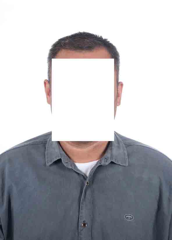 نمونه عکس پرسنلی 5 در 7 برای سفارت کانادا پشت نویس شده در آتلیه عکاسی الیزه بیومتریک photopersonelikanada