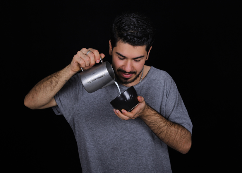 عکس تبلیغاتی از بار من (bar man) آتلیه الیزه