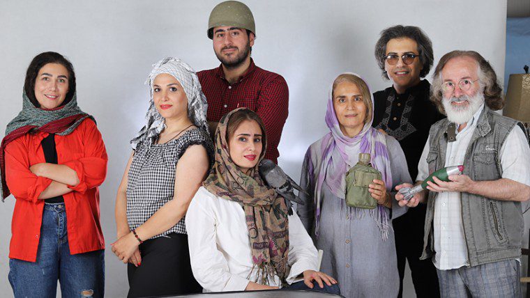 پشت صحنه تیم هنری و عکسبرداری آثار سهراب نعیمی در سال ۱۴۰۱